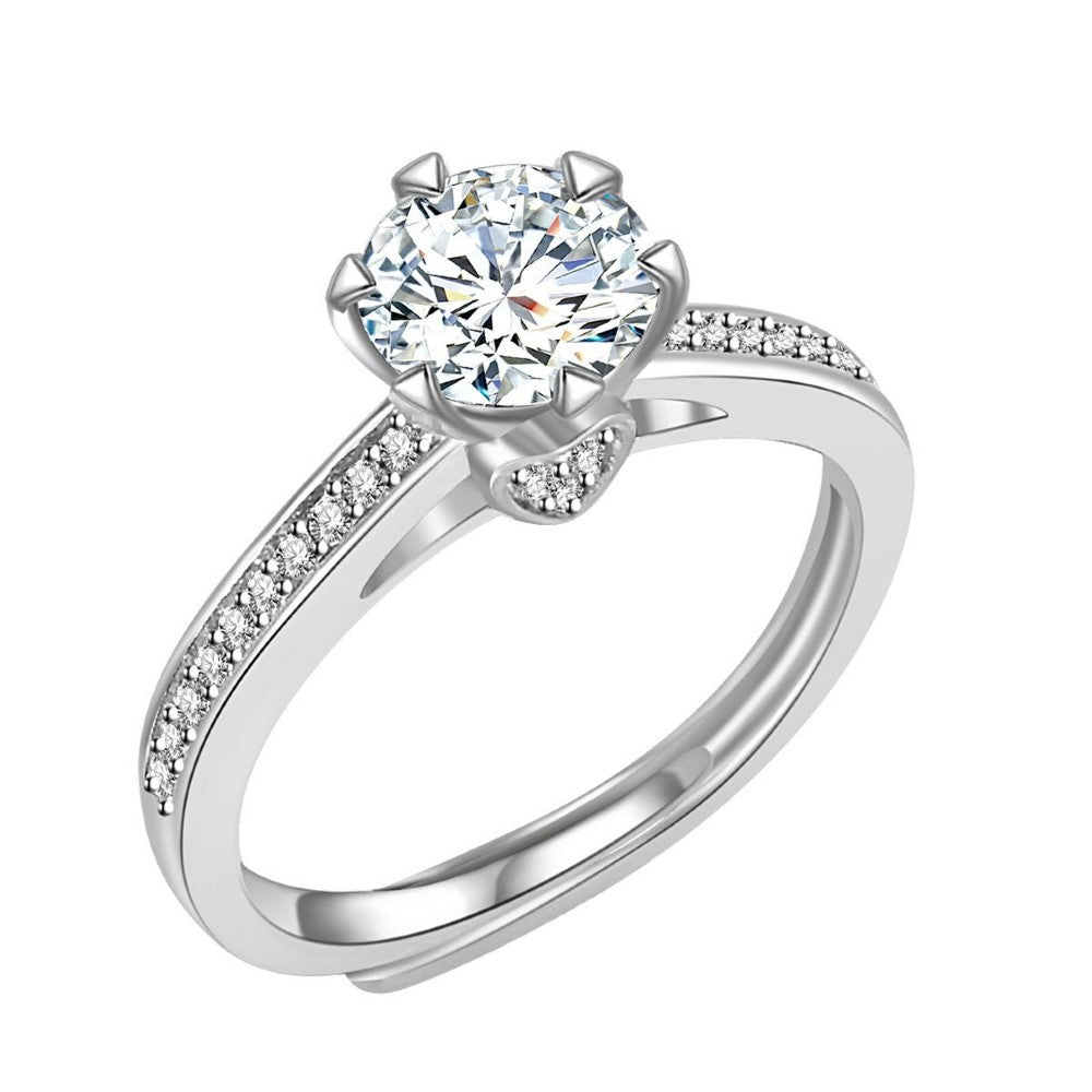 Celèsta 925 Sterling Silver 1.00ct Moissanite Diamond Evangeline Ring